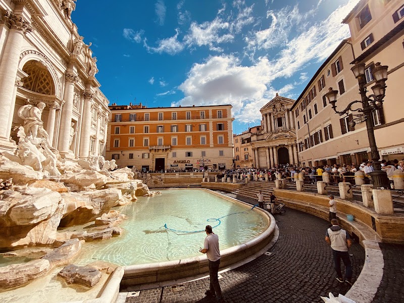 Trevi Fountain