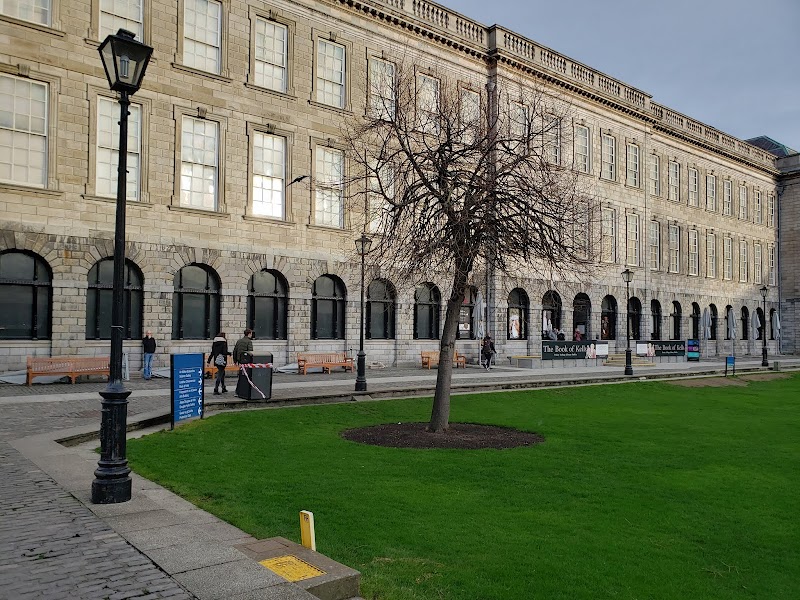 Trinity College & Book of Kells