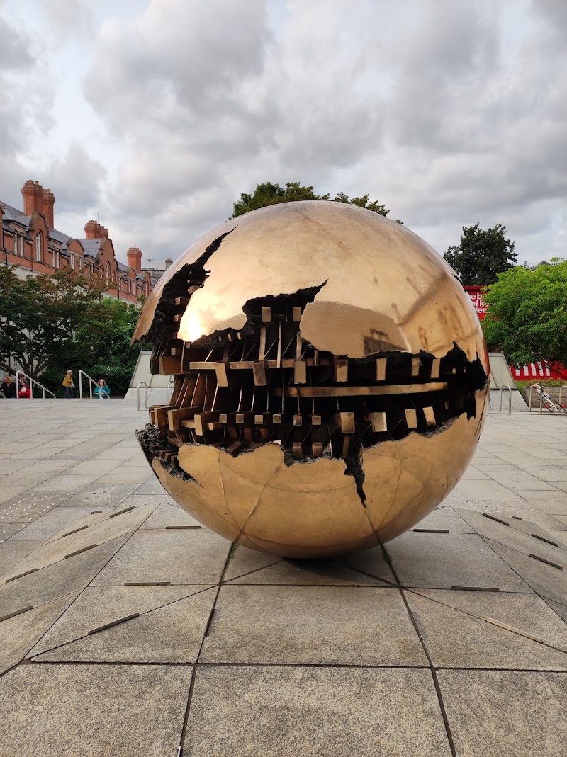 Trinity College & Book of Kells