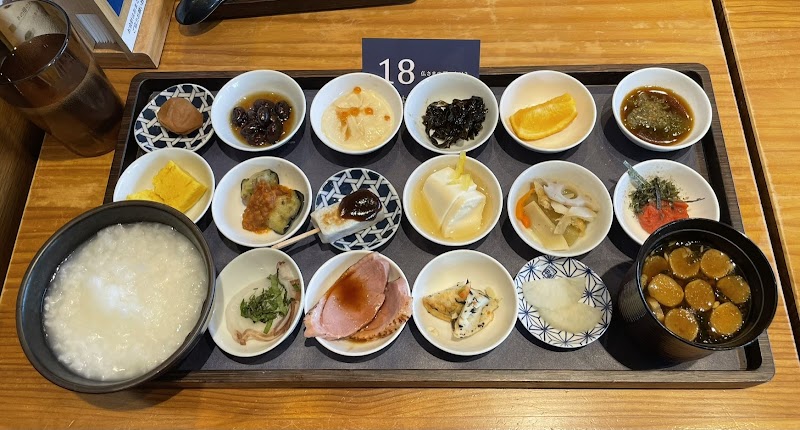 Tsukiji Cafe Tsumugi
