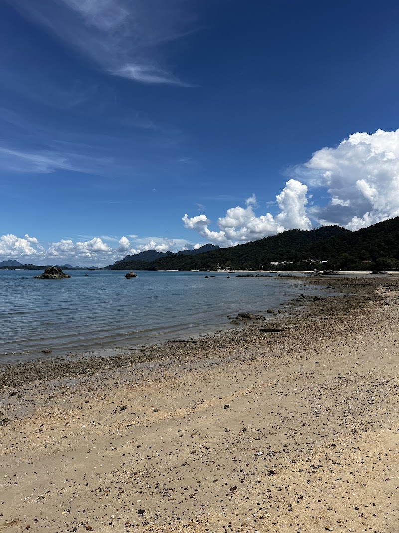 Tubkaek Beach