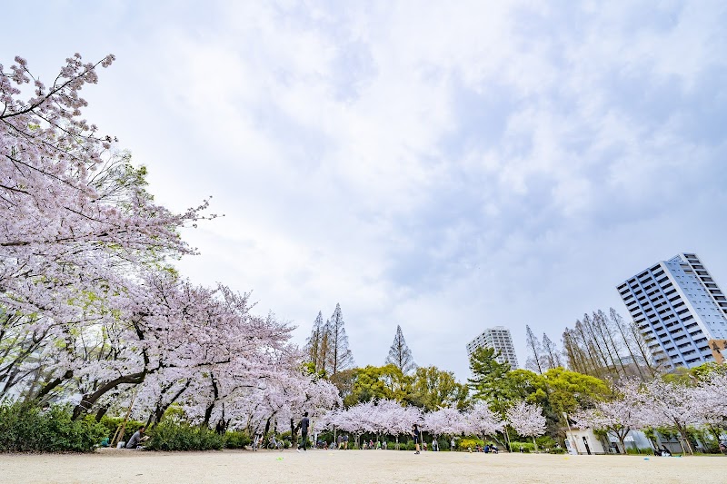 Utsubo Park Area