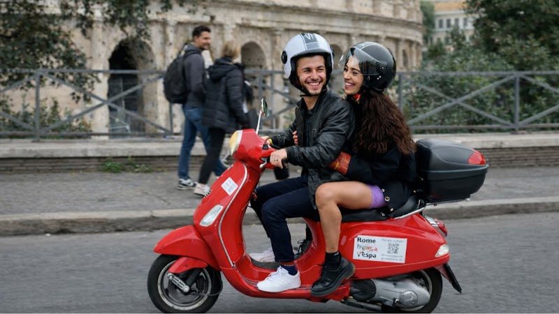 Vespa Tour of Rome