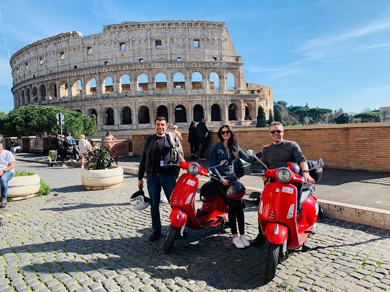 Vespa Tour of Rome