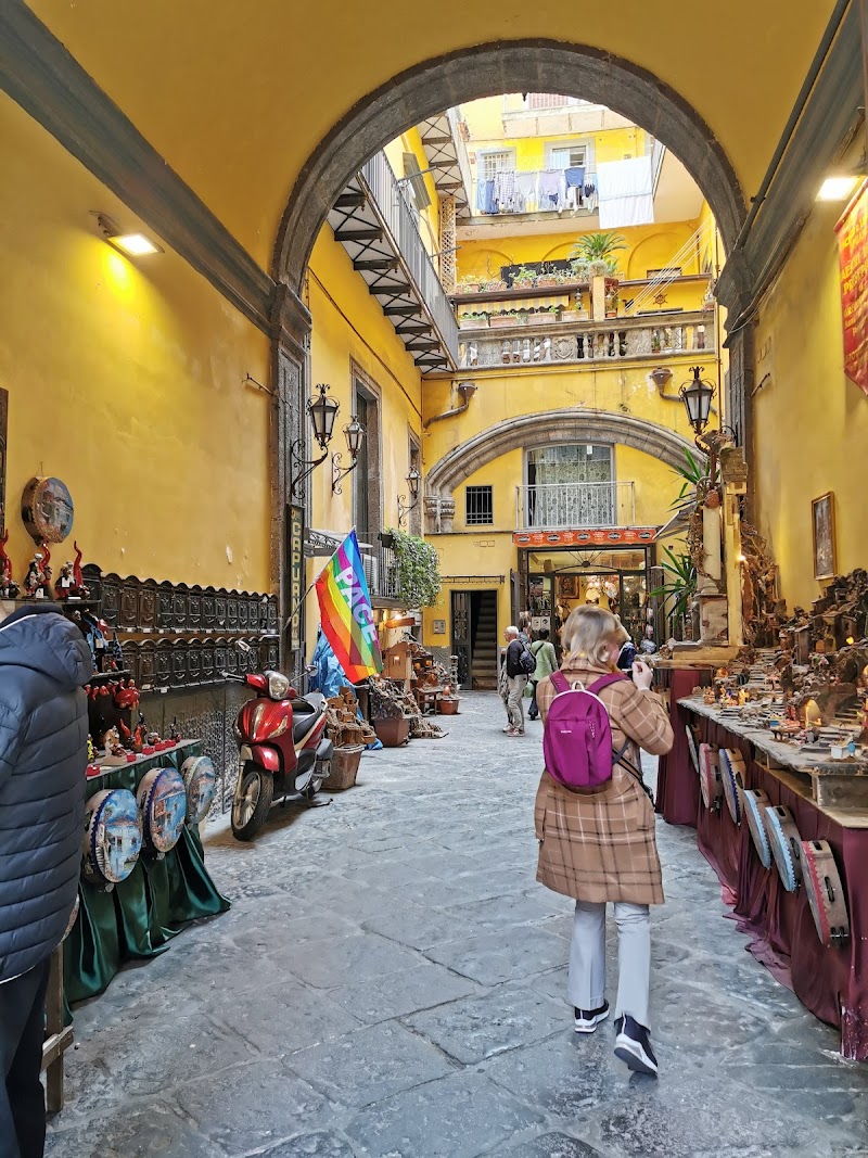 Via San Gregorio Armeno