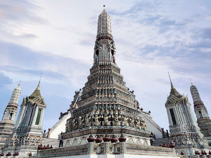 Wat Arun (Temple of Dawn)