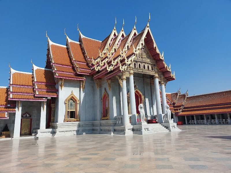 Wat Benchamabophit (Marble Temple)