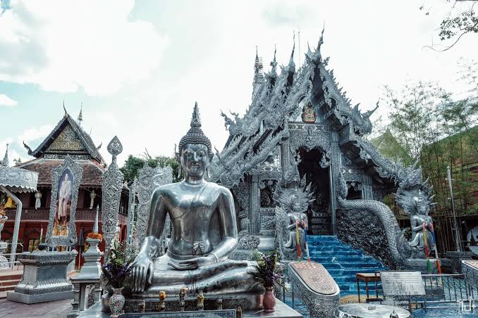 Wat Sri Suphan (Silver Temple)