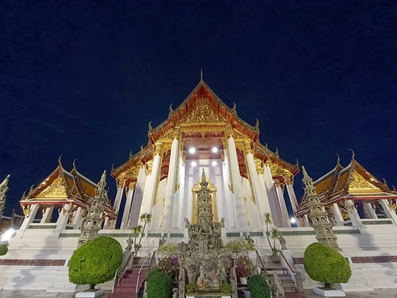 Wat Suthat & Giant Swing