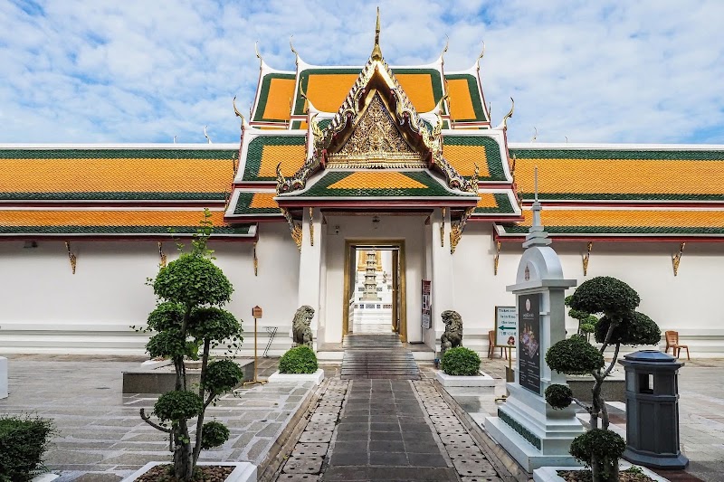 Wat Suthat & Giant Swing
