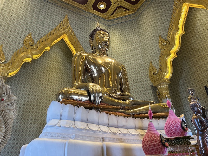 Wat Traimit (Golden Buddha)