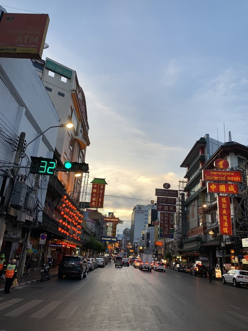 Yaowarat Road (Chinatown)