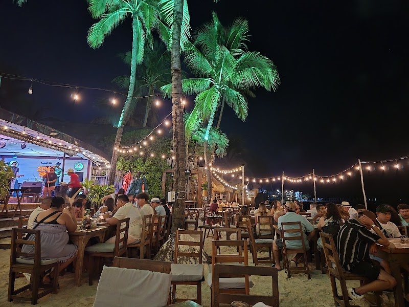 Zenzi Beach Bar